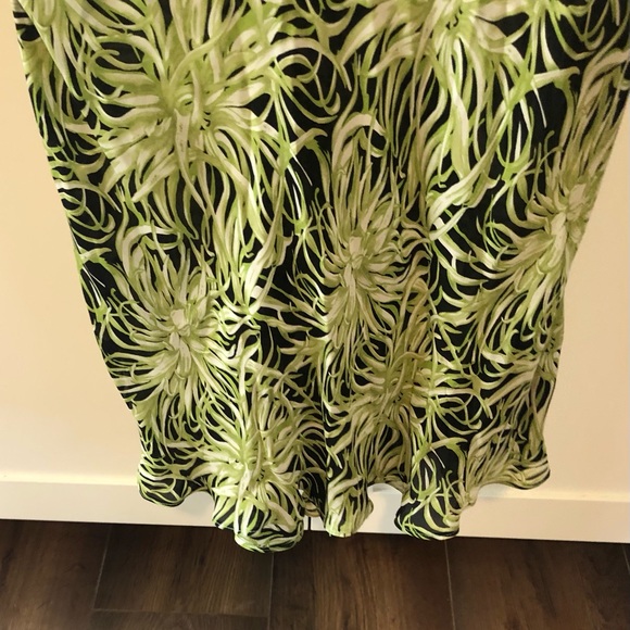 Nicole Miller Knee Length Dress - Picture 6 of 10